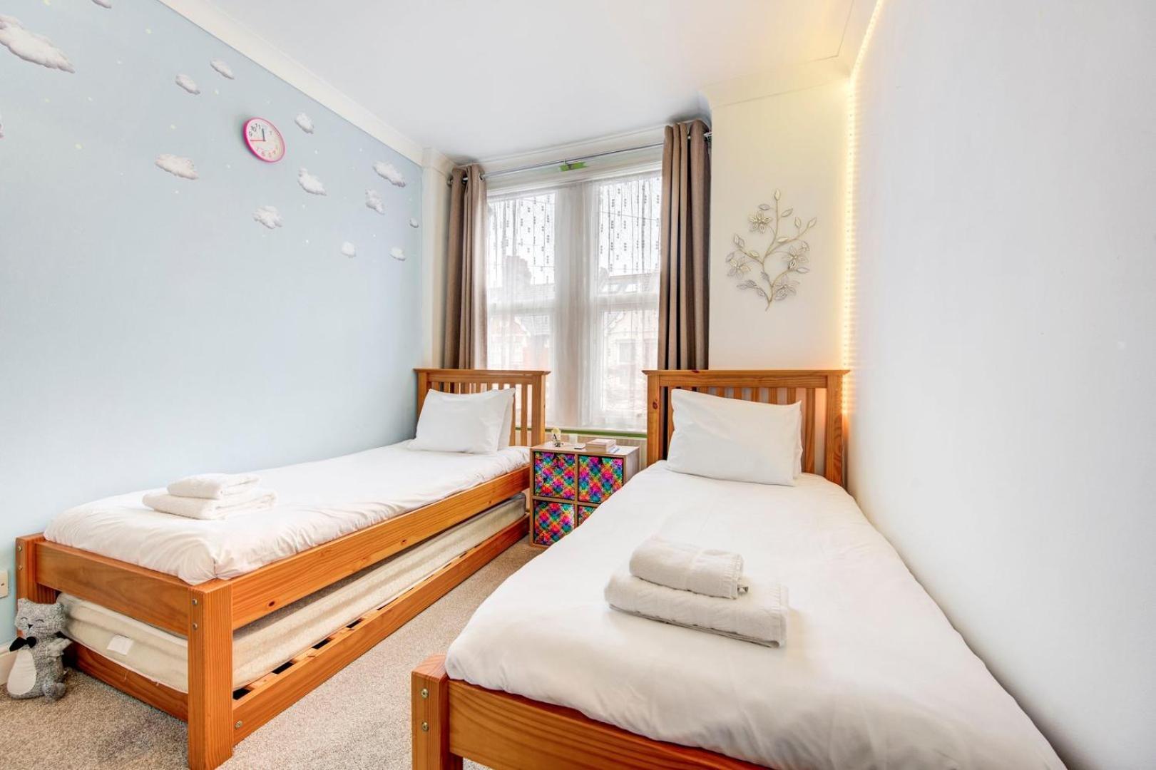 Guestready - Tranquility Near Shepherd'S Bush Londen Buitenkant foto
