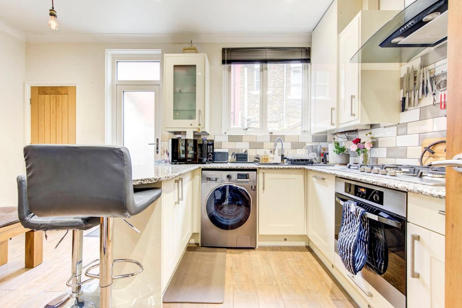 Guestready - Tranquility Near Shepherd'S Bush Londen Buitenkant foto
